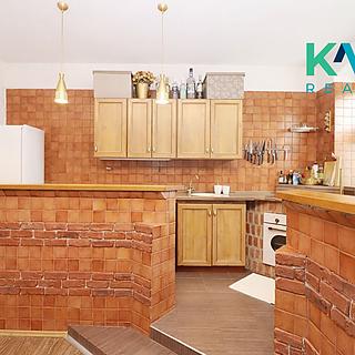 Prodej bytu 3+kk 63 m² Karlovy Vary Stará Role, Dlouhá