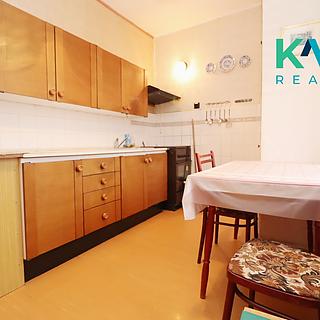 Prodej bytu 2+1 57 m² Karlovy Vary Rybáře, Hybešova