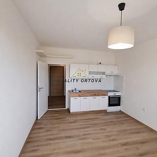 Pronájem bytu 1+kk, garsoniery 30 m&sup2; Semily