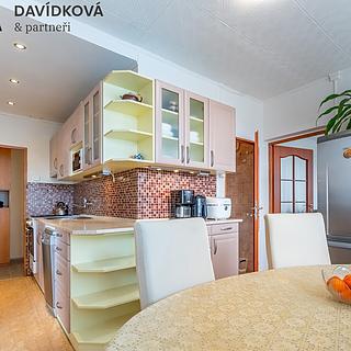 Prodej bytu 3+1 71 m² Praha Záběhlice, Jahodová