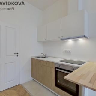 Pronájem bytu 1+kk, garsoniery 36 m² Praha