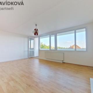 Pronájem bytu 4+1 101 m² Praha