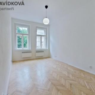 Pronájem bytu 1+kk, garsoniery 44 m² Praha
