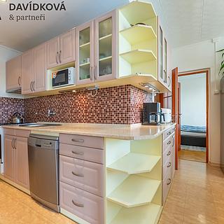 Prodej bytu 3+1 71 m² Praha Záběhlice, Jahodová