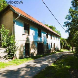 Prodej rodinného domu 490 m² Jílové u Prahy