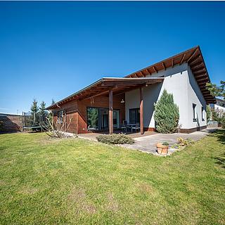 Prodej rodinného domu 151 m² Pardubice Nemošice, Nábřežní