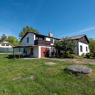 Prodej rodinného domu 150 m&sup2; Neratov