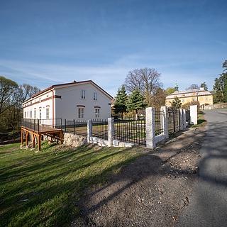 Prodej rodinného domu 159 m² Velké Popovice Lojovice