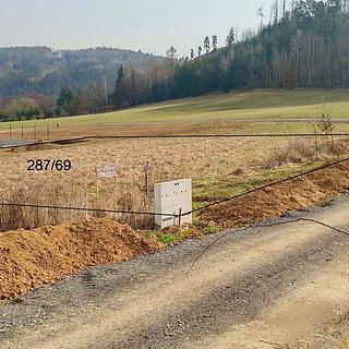 Prodej stavební parcely 931 m² Libež