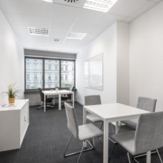 Pronájem kanceláře 75 m² Praha