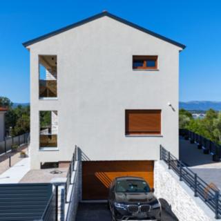 Prodej rodinného domu, 280m²