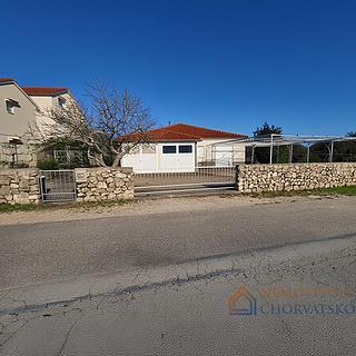 Prodej rodinného domu, 264m&sup2;