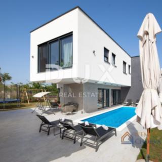 Prodej rodinného domu, 300m²