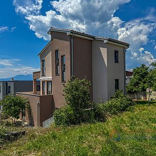 Prodej rodinného domu, 199m&sup2;