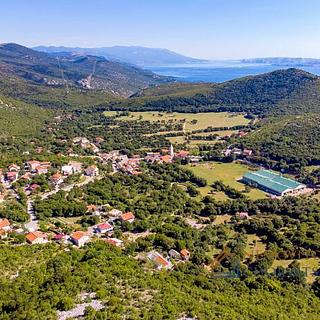 Prodej stavební parcely, 1640m²