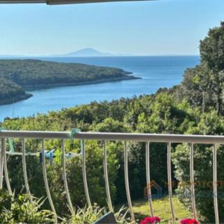 Prodej bytu 1+kk, garsoniery, 33m²