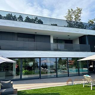 Prodej rodinného domu, 430m²