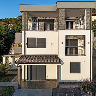 Prodej rodinného domu, 240m²