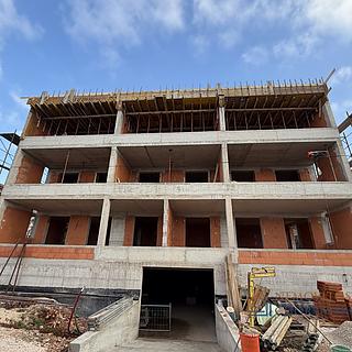 Prodej bytu 1+kk, garsoniery, 82m&sup2;