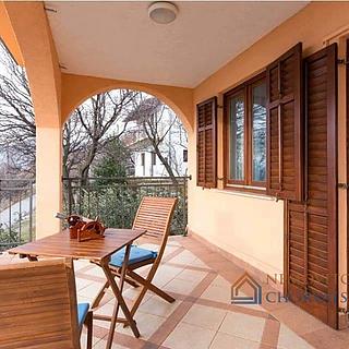 Prodej rodinného domu, 220m²