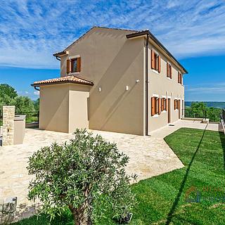 Prodej rodinného domu, 158m²