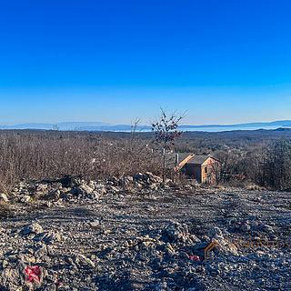 Prodej stavební parcely 1 049 m² v Chorvatsku