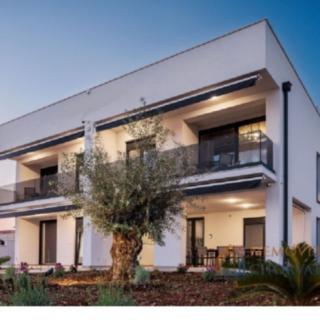 Prodej rodinného domu, 343m²