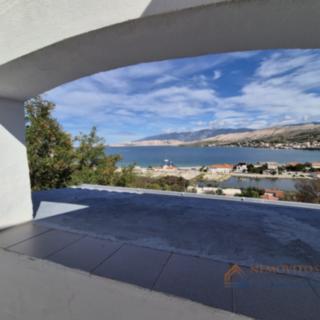 Prodej rodinného domu, 301m²