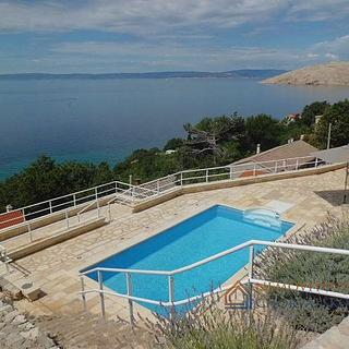 Prodej rodinného domu, 450m²