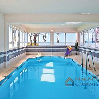 Prodej rodinného domu, 531m²