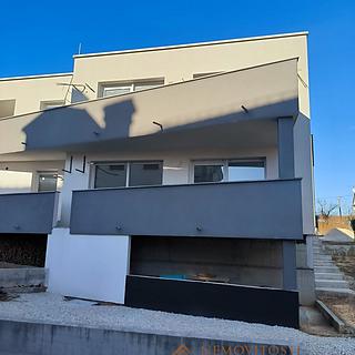 Prodej rodinného domu, 121m²