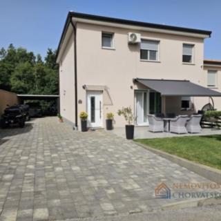 Prodej rodinného domu, 160m²