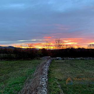 Prodej stavební parcely, 551m²