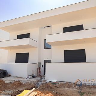 Prodej bytu 2+kk, 72m&sup2;