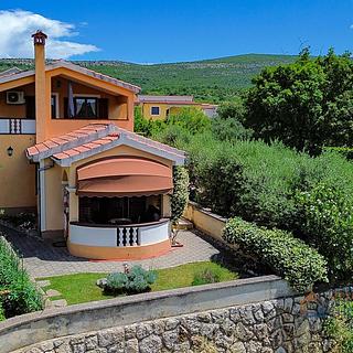 Prodej rodinného domu, 150m²