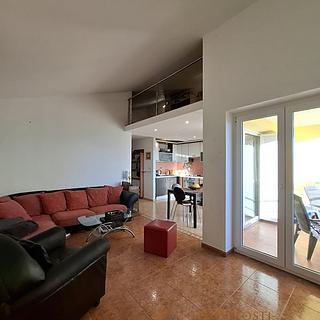 Prodej bytu 1+kk, garsoniery, 78m²