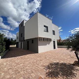 Prodej bytu 5+1 a více, 136m²