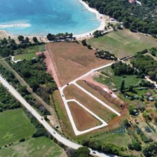 Prodej stavební parcely, 666m²