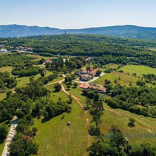 Prodej stavební parcely, 7666m²