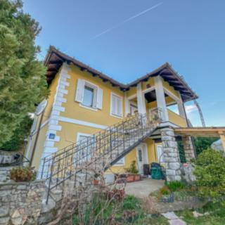 Prodej rodinného domu, 200m²