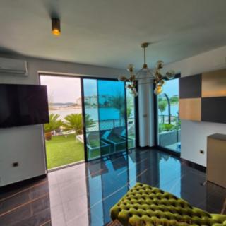 Prodej bytu 2+kk, 169m²