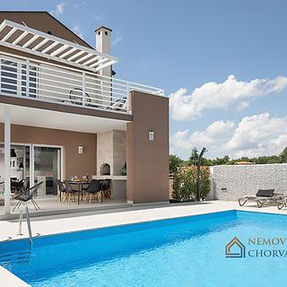 Prodej rodinného domu, 230m²