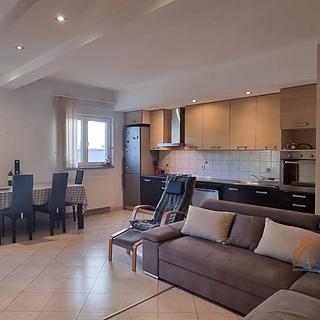 Prodej bytu 2+kk, 81m&sup2;