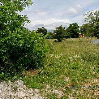 Prodej stavební parcely, 1329m²