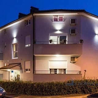 Prodej rodinného domu, 499m²