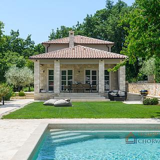 Pronájem rodinného domu, 160m²