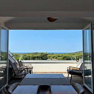 Prodej bytu 1+kk, garsoniery, 130m²