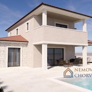 Prodej rodinného domu, 200m²