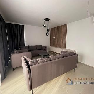 Prodej bytu 5+1 a více, 140m²