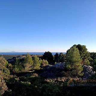 Prodej stavební parcely 1 701 m² v Chorvatsku